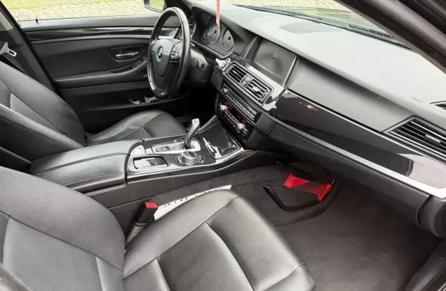 BMW Seria 5 518d (143 KM)