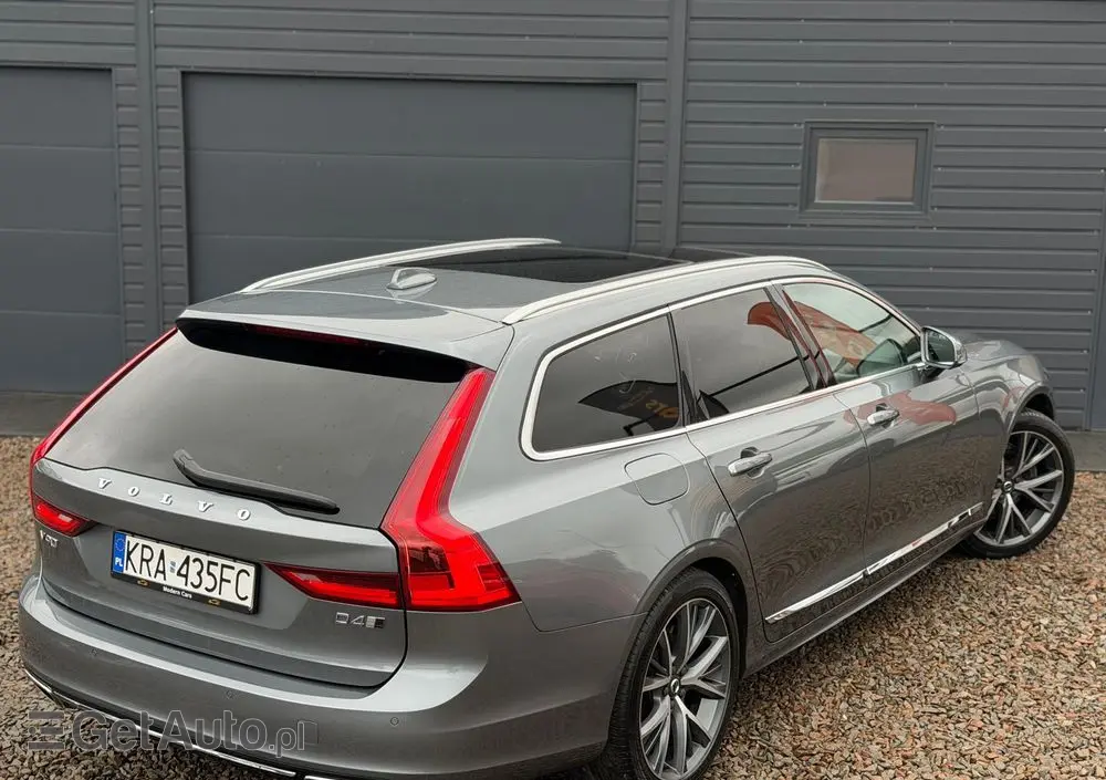 VOLVO V90 D4 AWD Geartronic Inscription