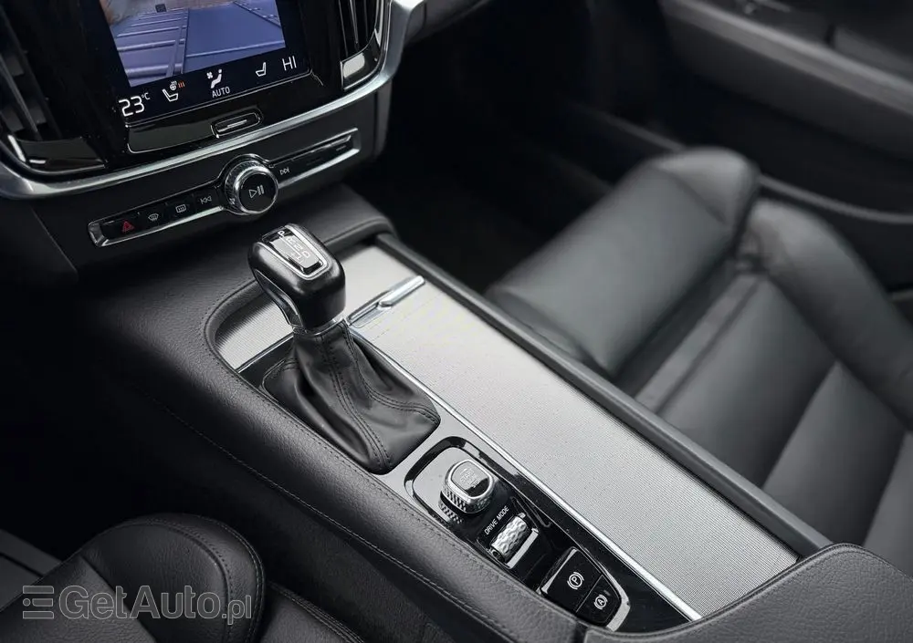 VOLVO V90 D4 AWD Geartronic Inscription