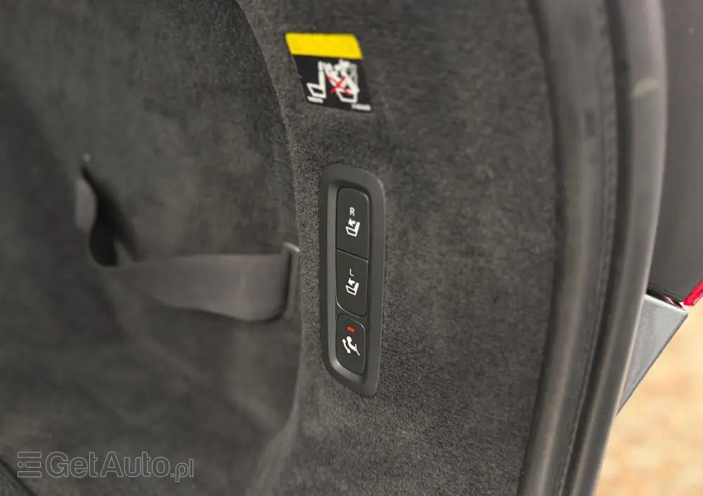 VOLVO V90 D4 AWD Geartronic Inscription