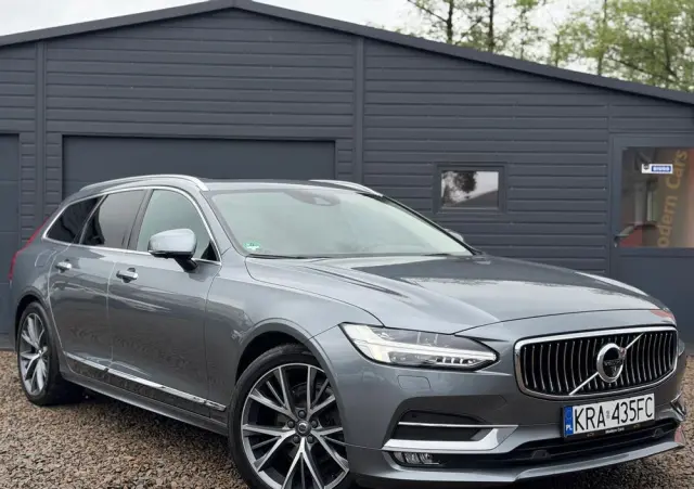 VOLVO V90 D4 AWD Geartronic Inscription
