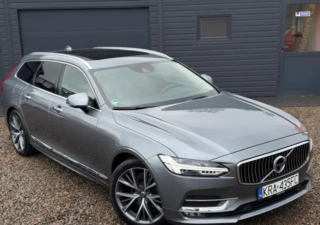 VOLVO V90 D4 AWD Geartronic Inscription