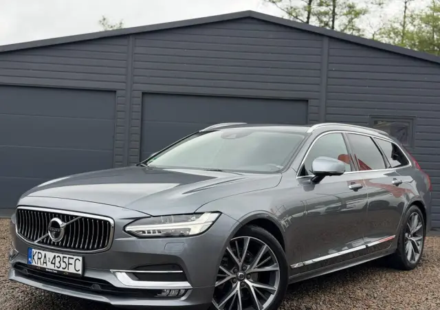VOLVO V90 D4 AWD Geartronic Inscription