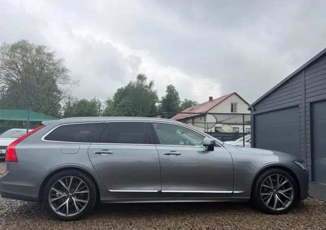 VOLVO V90 D4 AWD Geartronic Inscription
