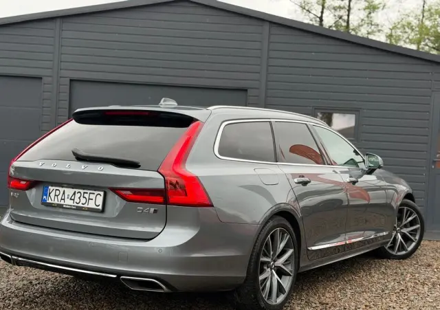 VOLVO V90 D4 AWD Geartronic Inscription