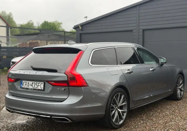 VOLVO V90 D4 AWD Geartronic Inscription