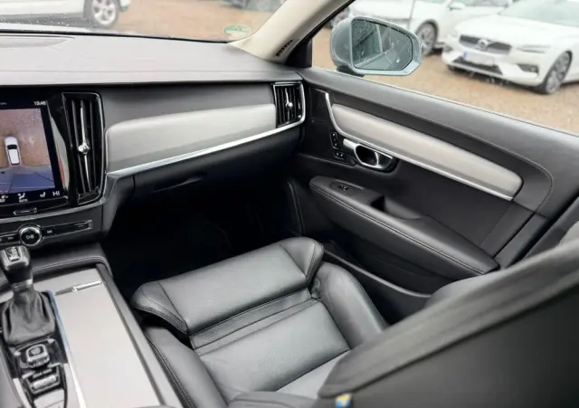 VOLVO V90 D4 AWD Geartronic Inscription