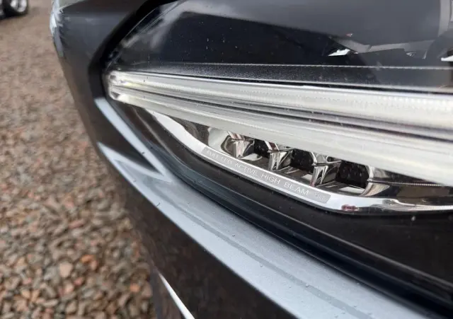VOLVO V90 D4 AWD Geartronic Inscription
