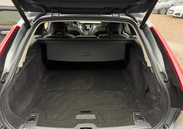 VOLVO V90 D4 AWD Geartronic Inscription