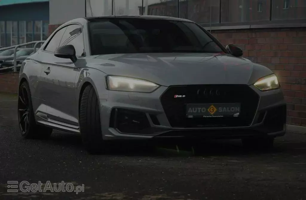 AUDI Rs5 