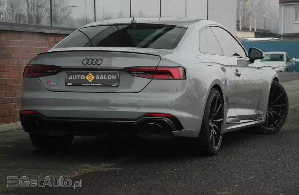 AUDI Rs5 