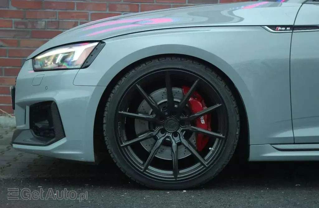 AUDI Rs5 