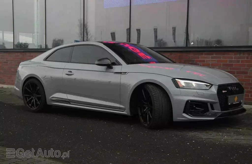 AUDI Rs5 