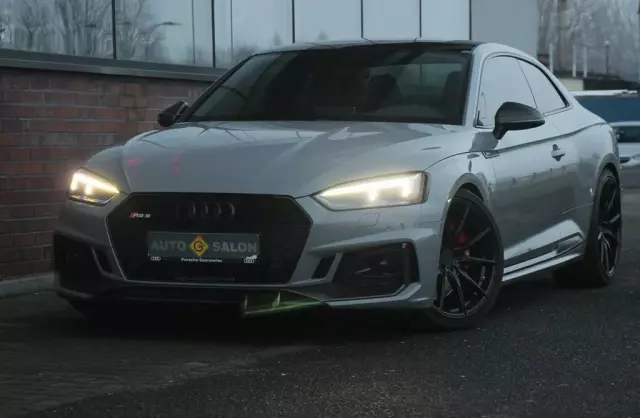 AUDI Rs5 
