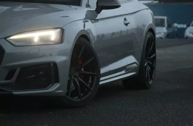 AUDI Rs5 