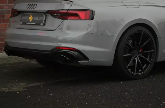 AUDI Rs5 