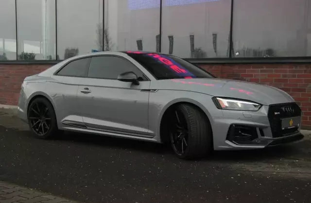 AUDI Rs5 