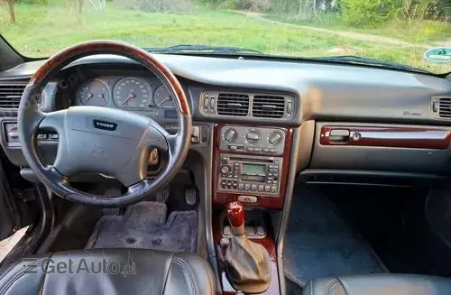 VOLVO C70 