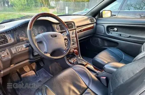 VOLVO C70 
