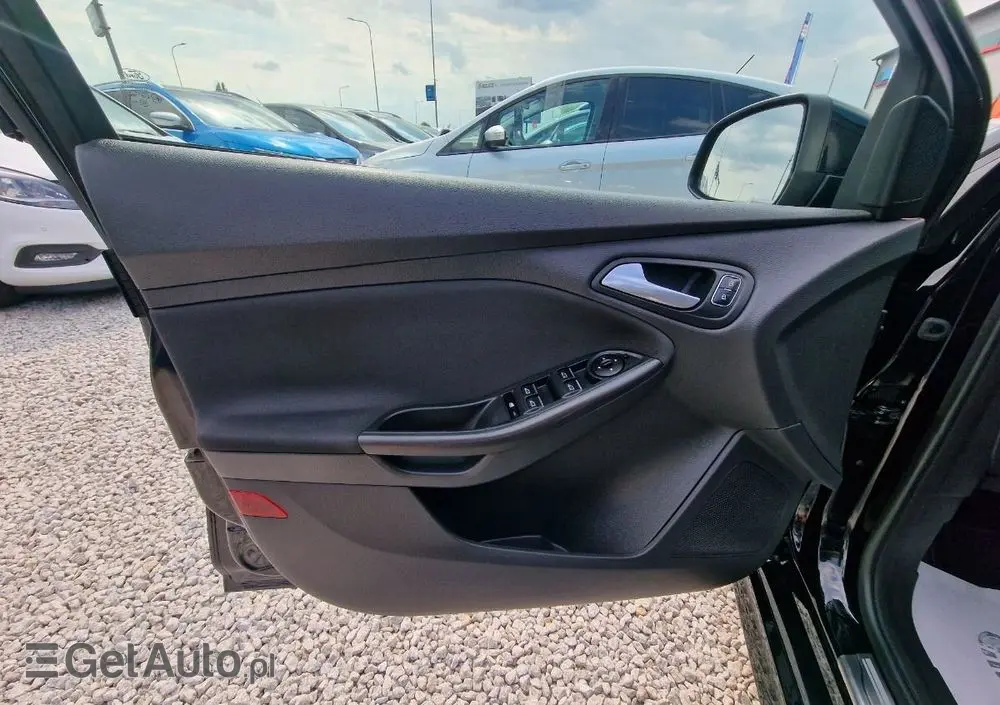 FORD Focus SW 1.0 EcoBoost ST-Line Red ASS