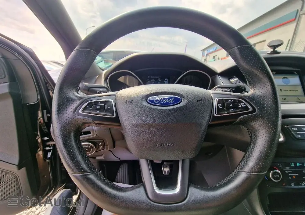 FORD Focus SW 1.0 EcoBoost ST-Line Red ASS