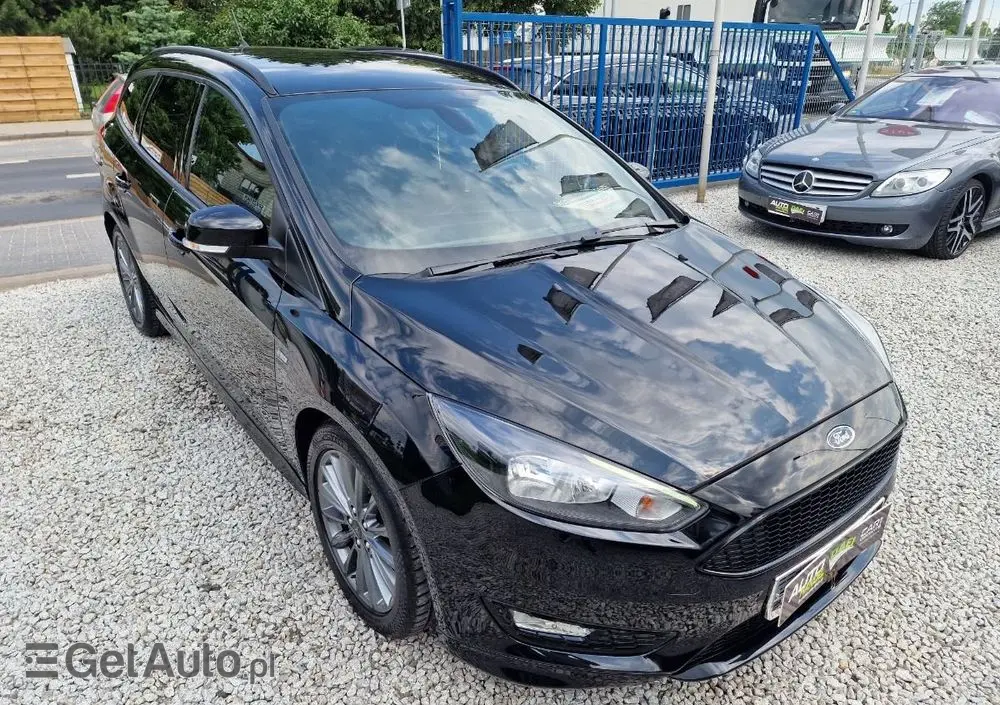 FORD Focus SW 1.0 EcoBoost ST-Line Red ASS