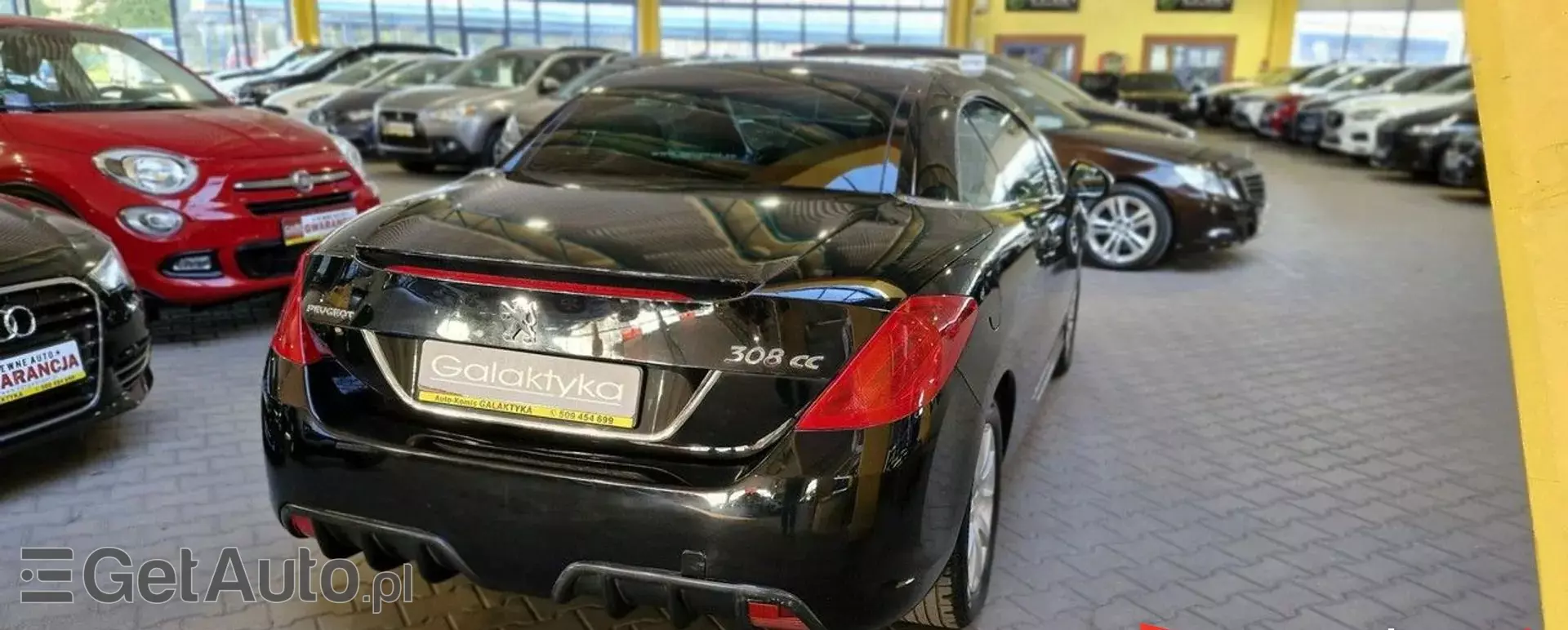 PEUGEOT 308 