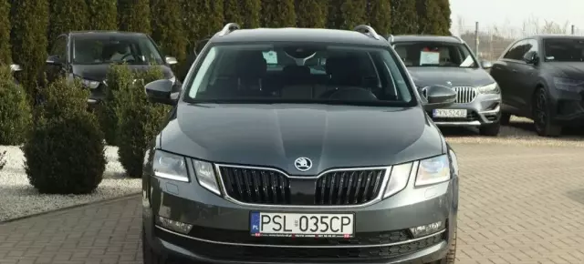 SKODA Octavia 