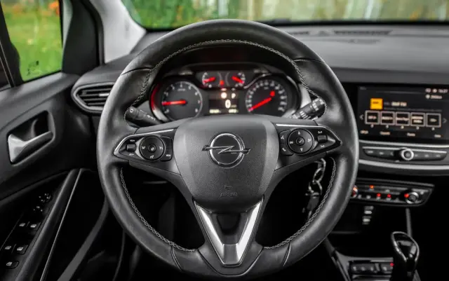 OPEL Crossland X 1.2 Start/Stop Automatik Design Line