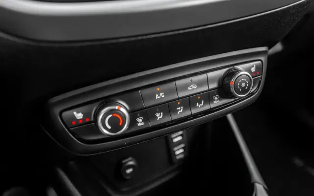 OPEL Crossland X 1.2 Start/Stop Automatik Design Line