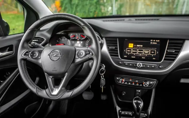 OPEL Crossland X 1.2 Start/Stop Automatik Design Line