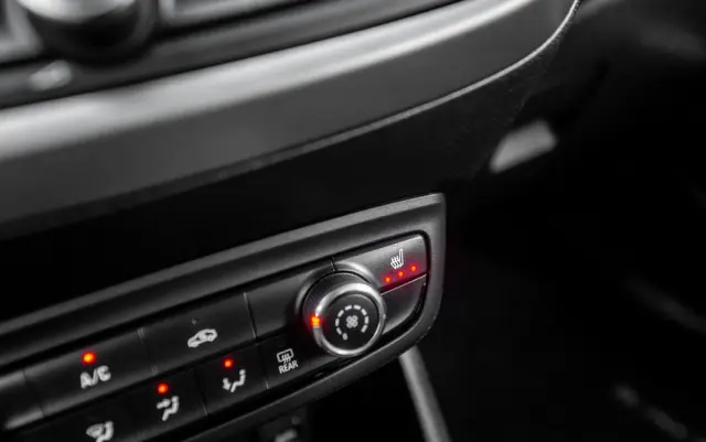 OPEL Crossland X 1.2 Start/Stop Automatik Design Line