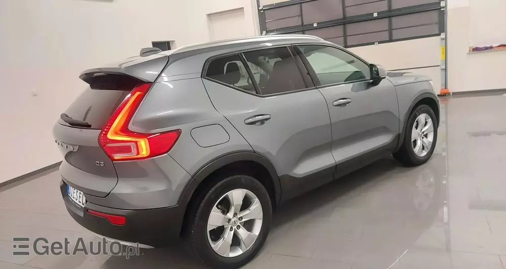 VOLVO XC 40 D3 R-Design