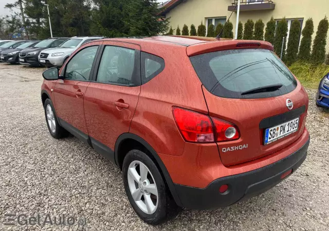 NISSAN Qashqai 2.0 acenta