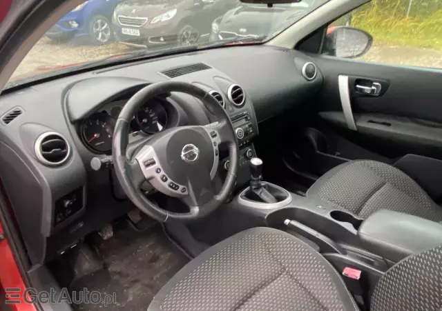 NISSAN Qashqai 2.0 acenta