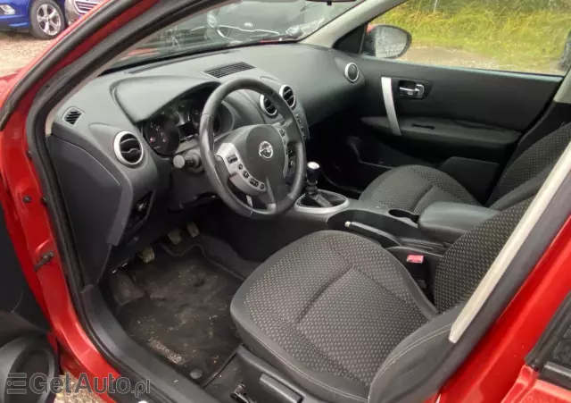 NISSAN Qashqai 2.0 acenta