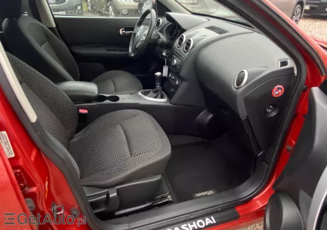NISSAN Qashqai 2.0 acenta