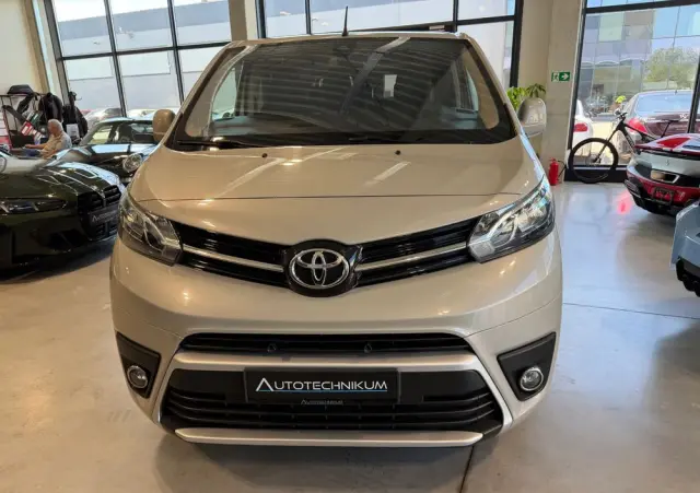 TOYOTA ProAce Kombi D-4D Long 2,8t