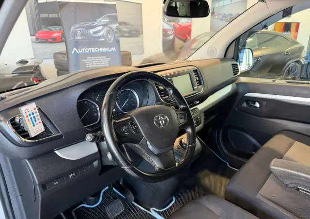 TOYOTA ProAce Kombi D-4D Long 2,8t