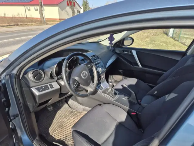 MAZDA 3 Comfort
