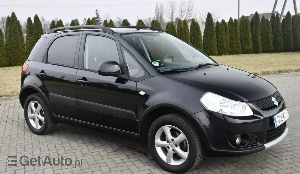 SUZUKI Sx4 