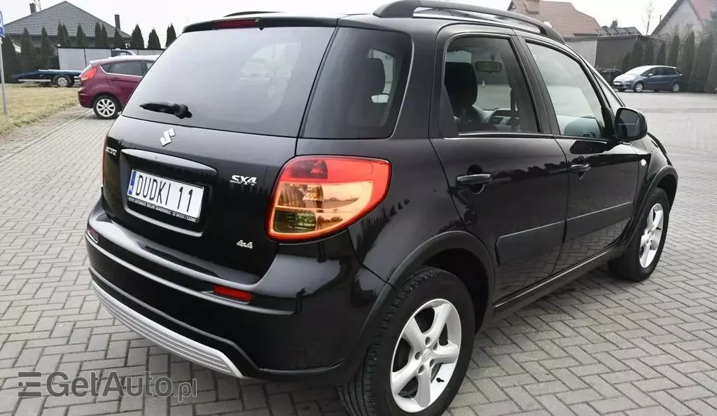 SUZUKI Sx4 