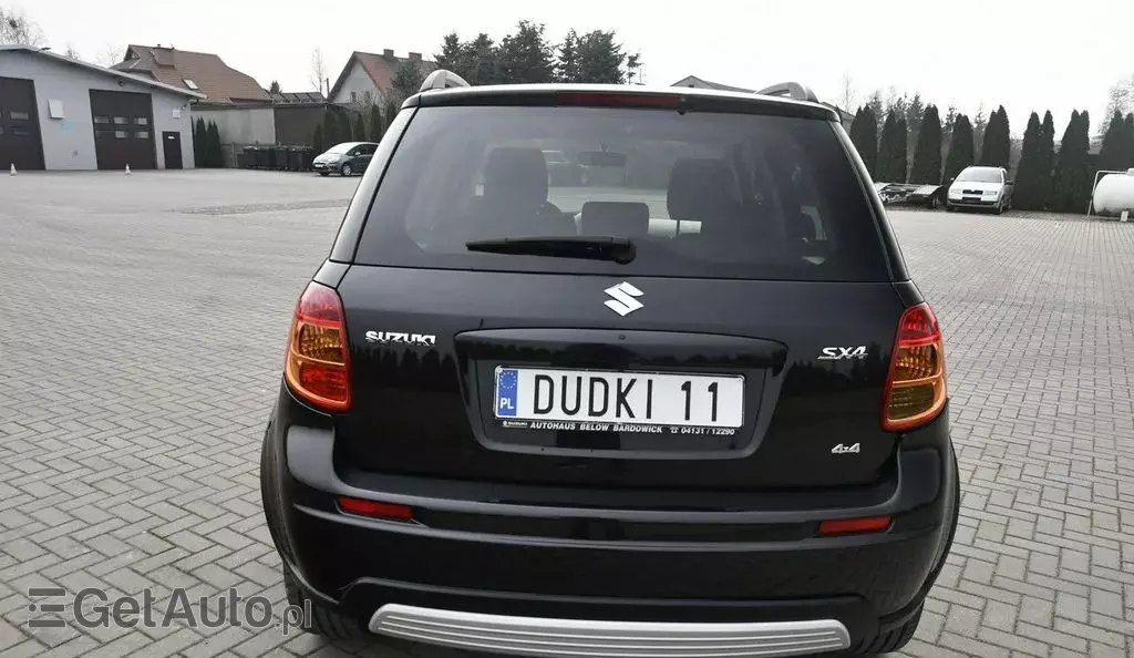SUZUKI Sx4 