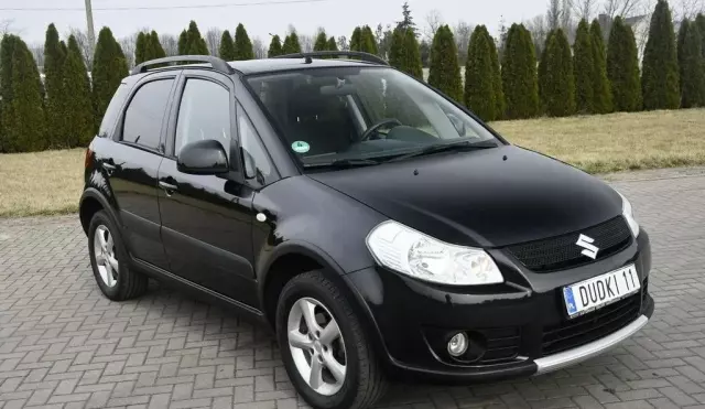 SUZUKI Sx4 