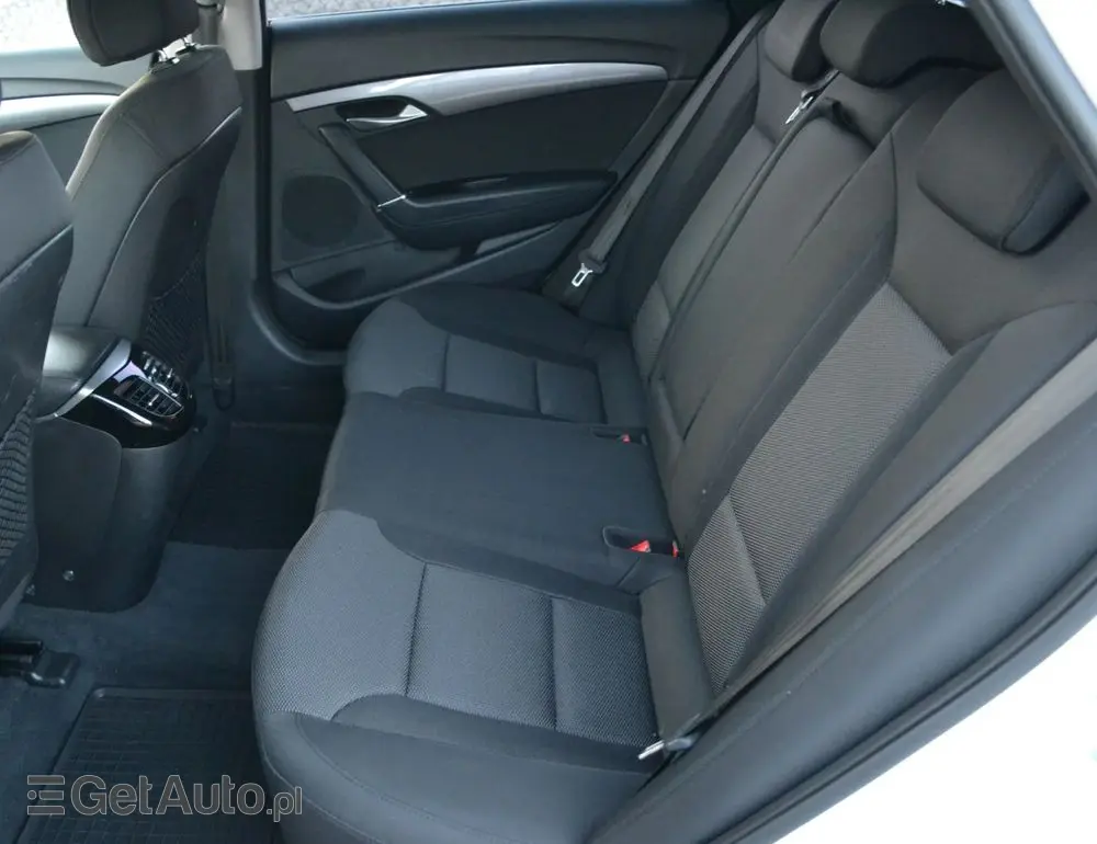 HYUNDAI I40 1.6 Comfort