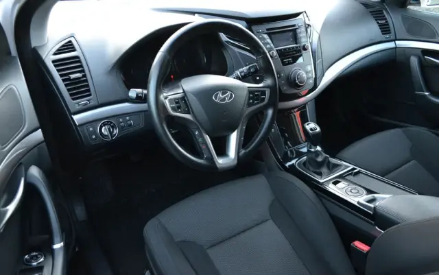 HYUNDAI I40 1.6 Comfort