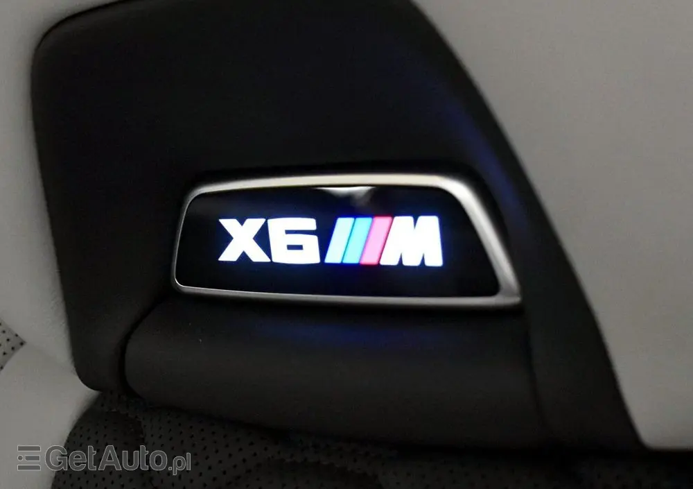 BMW X6M 