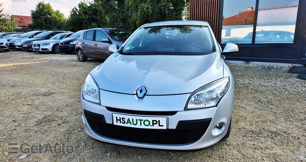 RENAULT Megane 1.6 16V 110 Paris Business