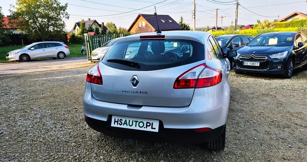 RENAULT Megane 1.6 16V 110 Paris Business