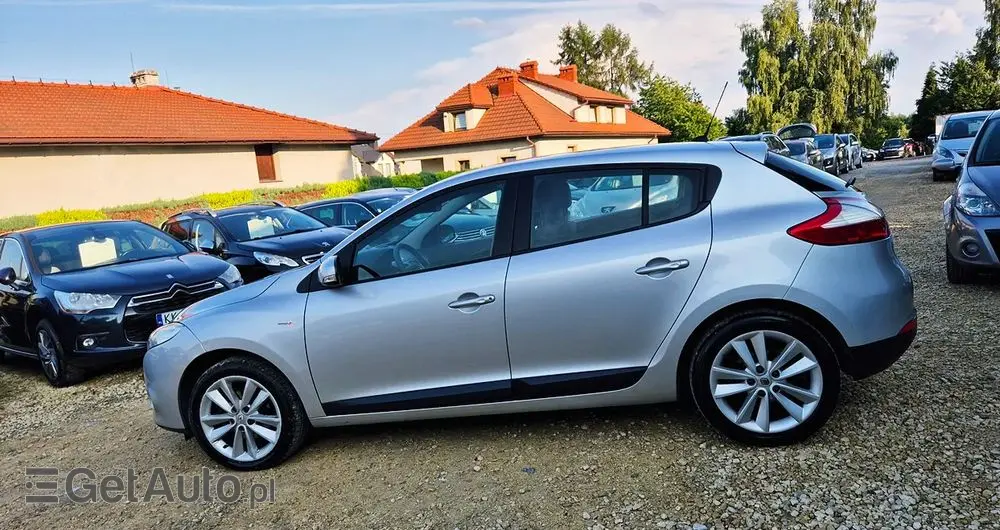 RENAULT Megane 1.6 16V 110 Paris Business